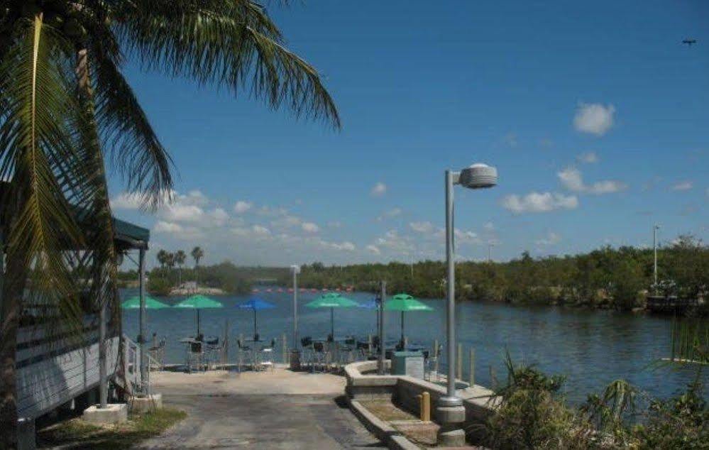 Miami Bed And Breakfast Country Walk 外观 照片